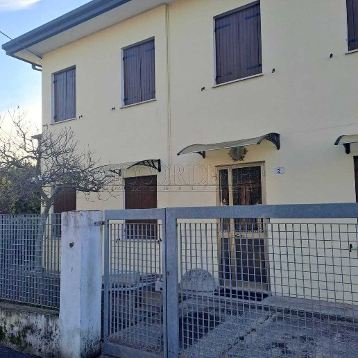 casa indipendente in vendita a Padova