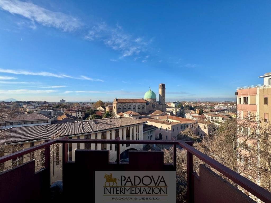 appartamento in vendita a Padova in zona Savonarola