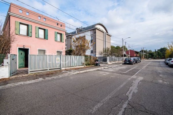 casa indipendente in vendita a Padova in zona Mortise