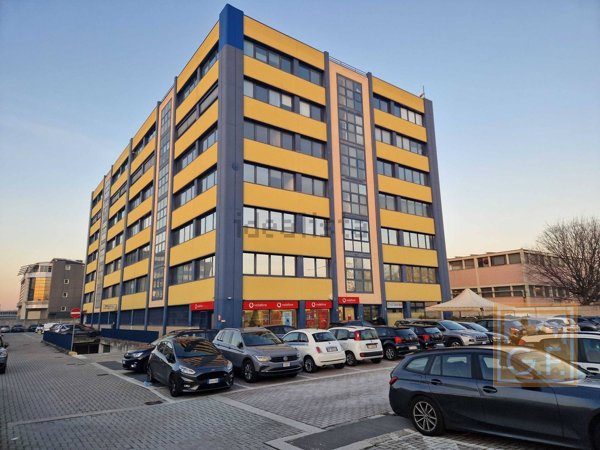 ufficio in vendita a Padova in zona Stanga