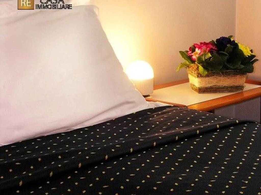 intera palazzina in vendita a Padova in zona Savonarola