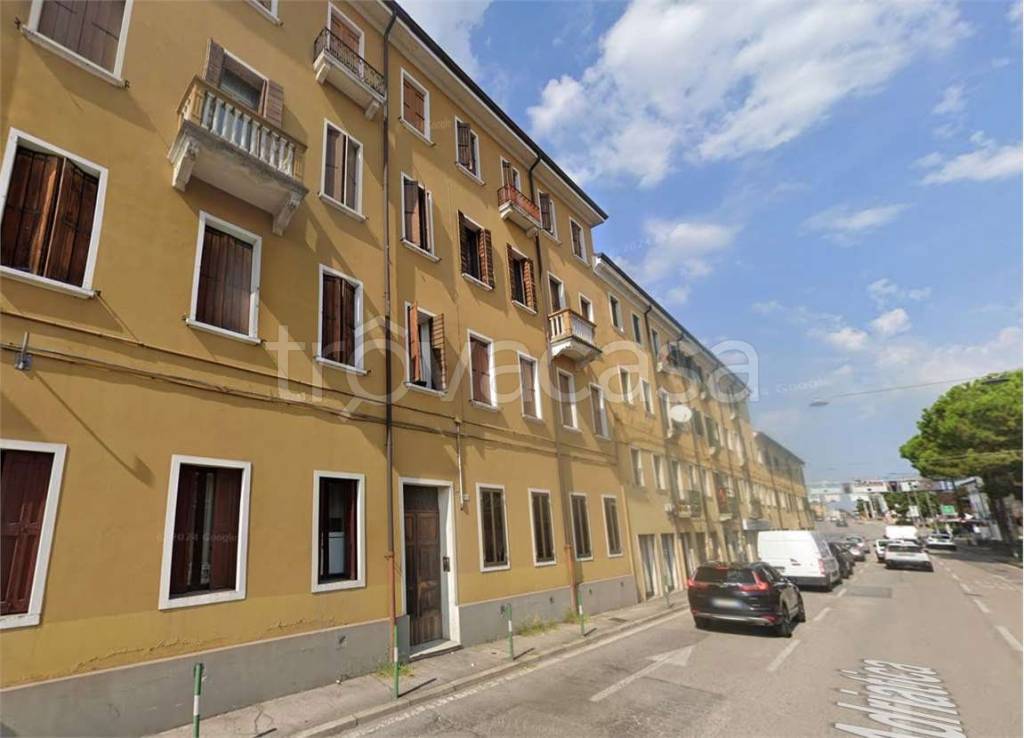 appartamento in vendita a Padova in zona Guizza