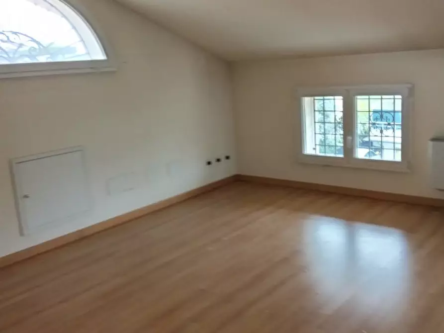 casa indipendente in vendita a Padova in zona Arcella