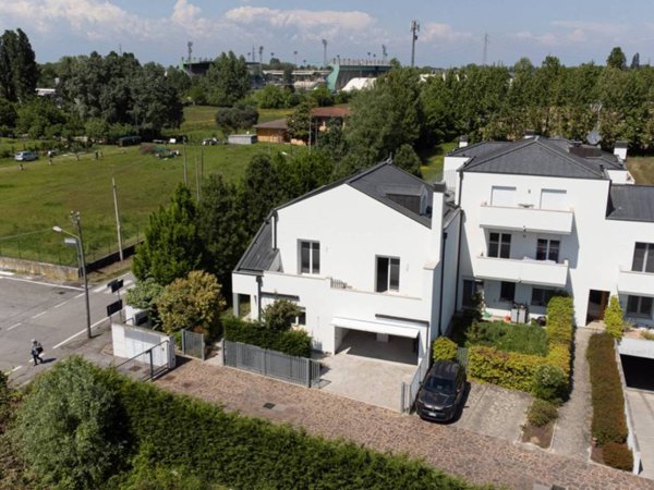 casa indipendente in vendita a Padova in zona Ponte di Brenta