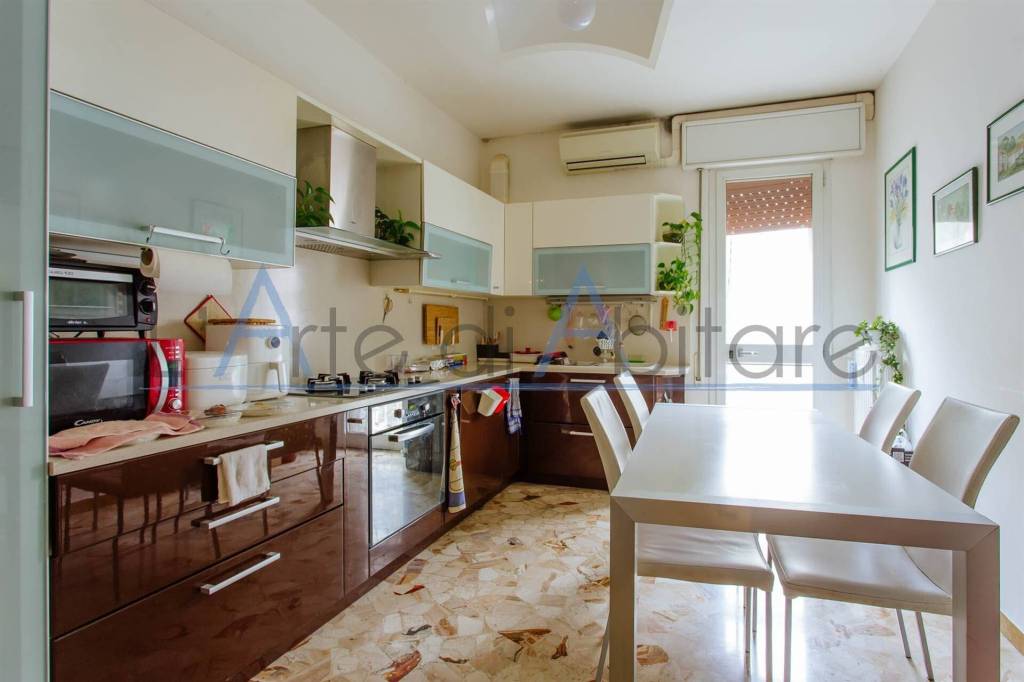 appartamento in vendita a Padova in zona Guizza