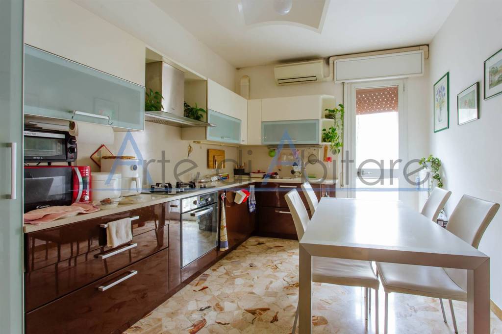 appartamento in vendita a Padova in zona Guizza