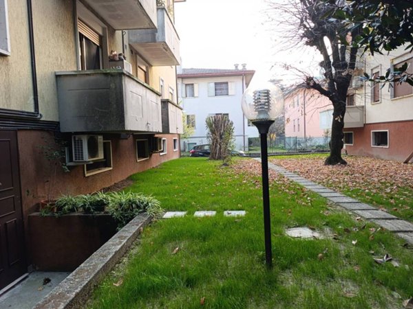 appartamento in vendita a Padova in zona Sant'Osvaldo / Santa Rita