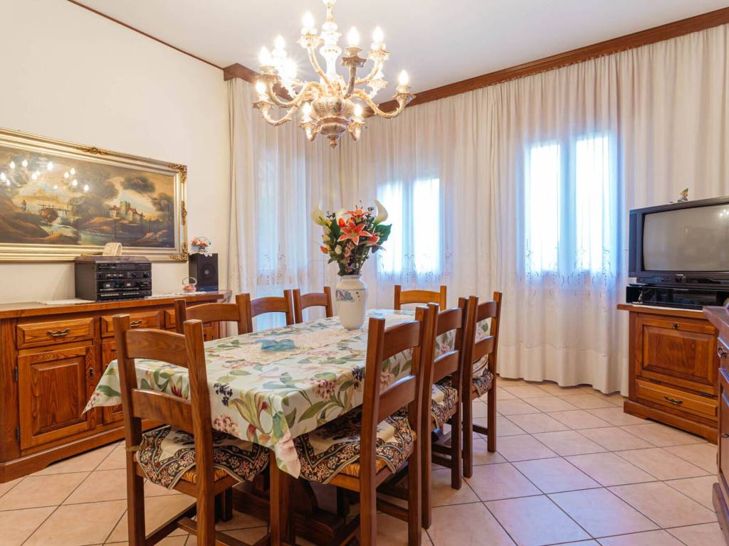 casa indipendente in vendita a Padova in zona Guizza