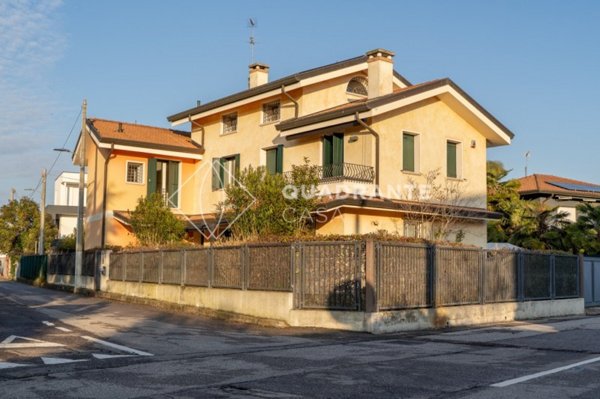 casa indipendente in vendita a Padova in zona Guizza