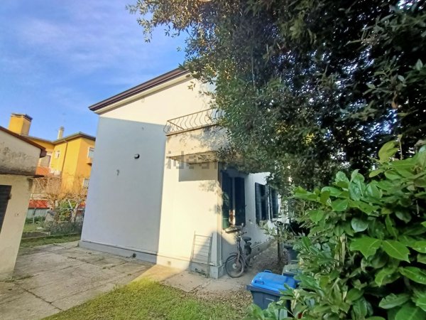 appartamento in vendita a Padova in zona Porta Trento