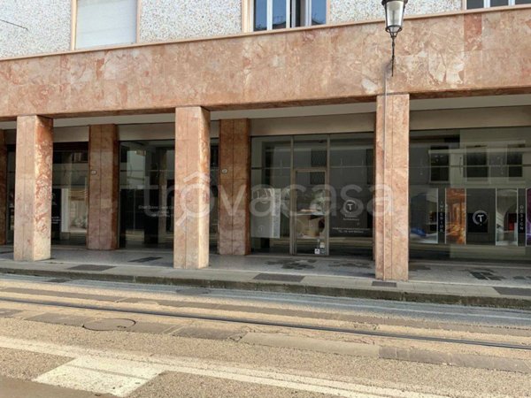 negozio in vendita a Padova in zona Centro Storico