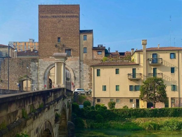 appartamento in vendita a Padova in zona Savonarola