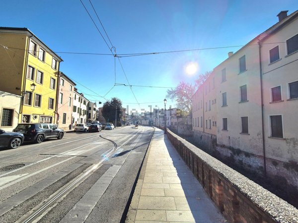 casa indipendente in vendita a Padova in zona Centro Storico