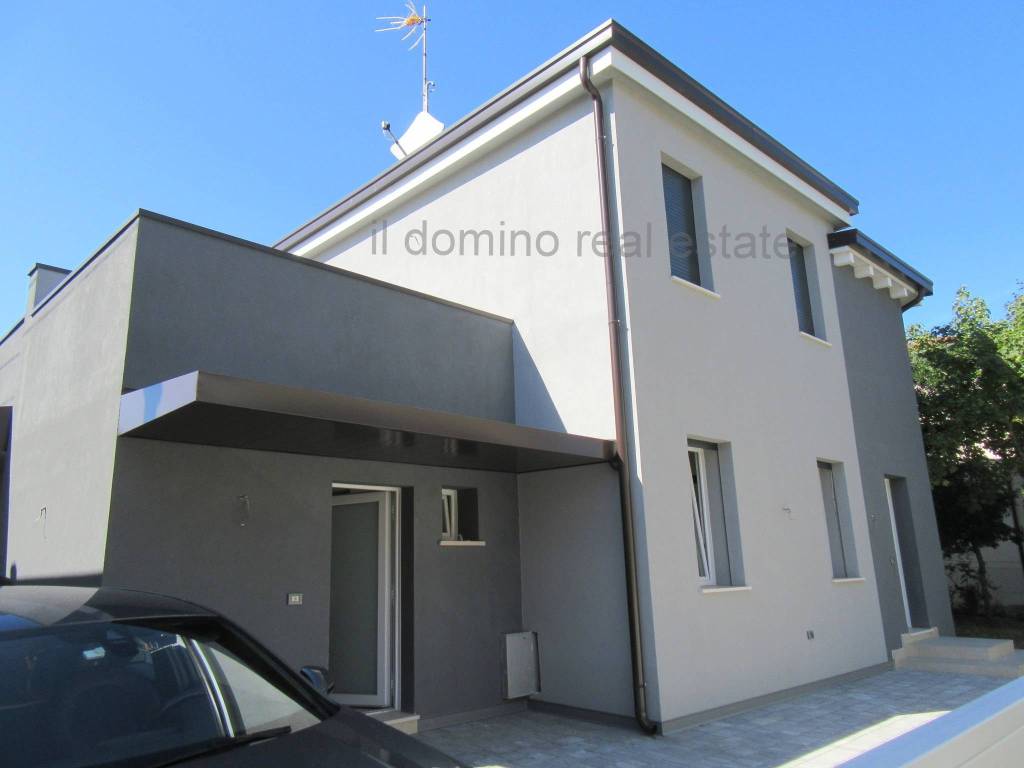 casa indipendente in vendita a Padova in zona Pio X