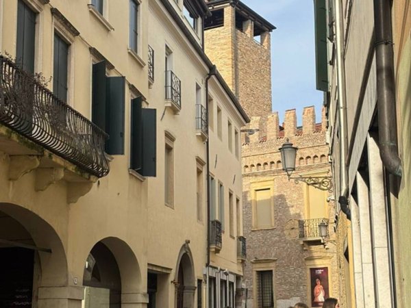 appartamento in vendita a Padova in zona Centro Storico
