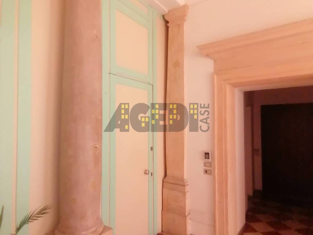 ufficio in vendita a Padova in zona Savonarola