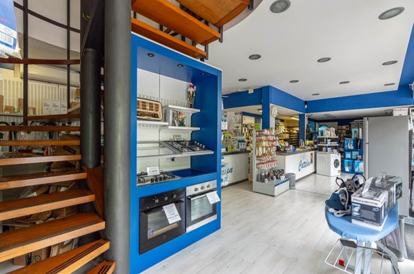 negozio in vendita a Padova