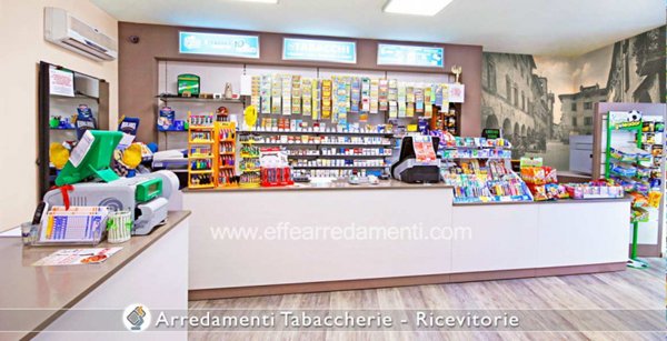 negozio in vendita a Padova in zona Sant'Osvaldo / Santa Rita