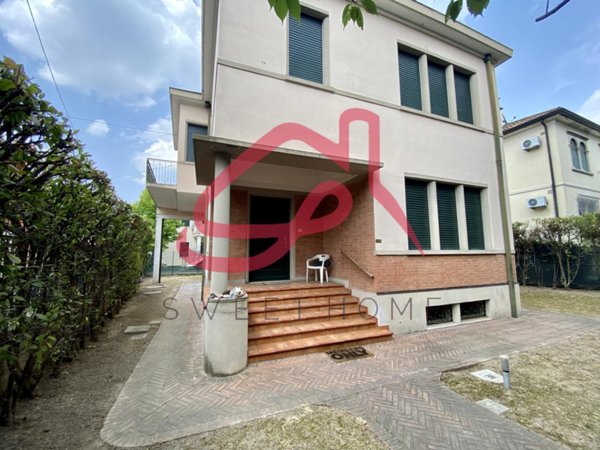 casa indipendente in vendita a Padova in zona Stanga