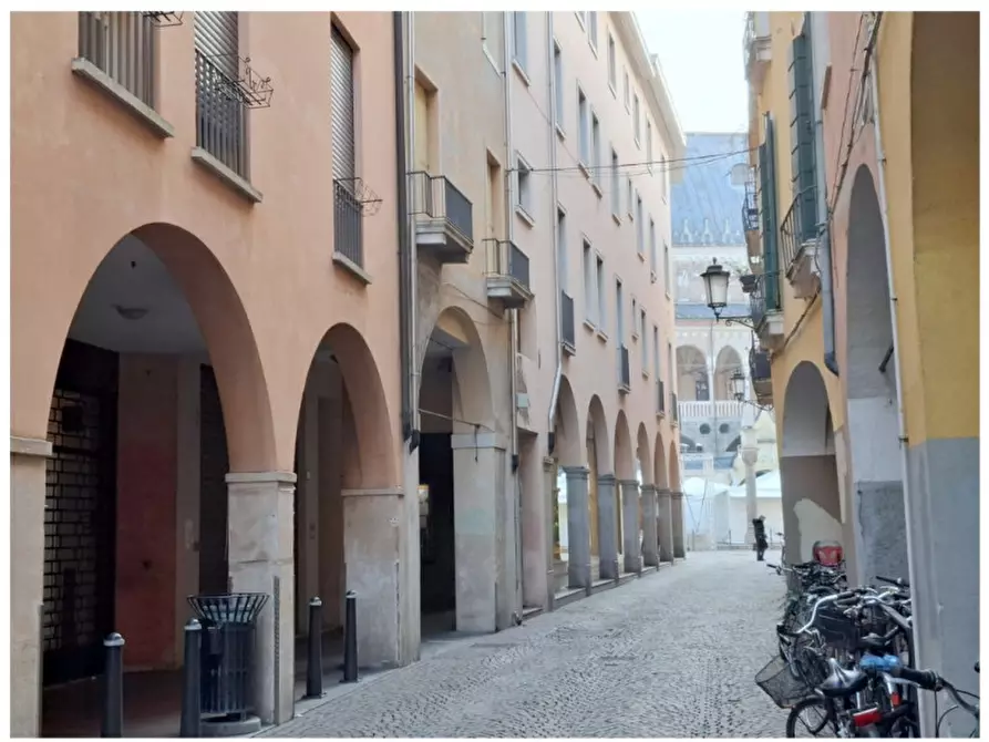 appartamento in vendita a Padova in zona Centro Storico