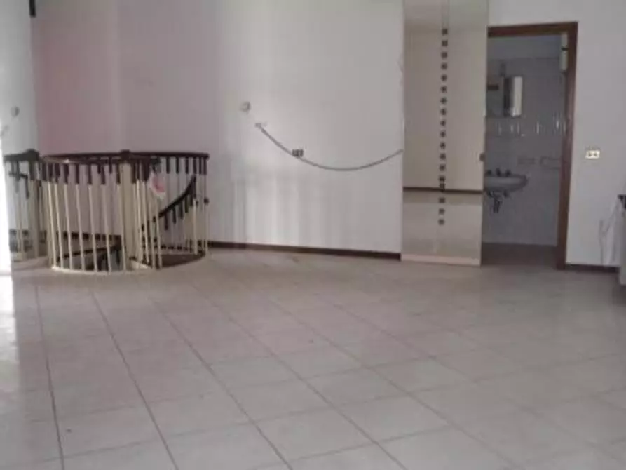 negozio in vendita a Padova in zona Centro Storico