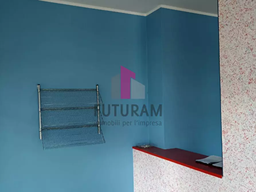 negozio in vendita a Padova in zona Montà