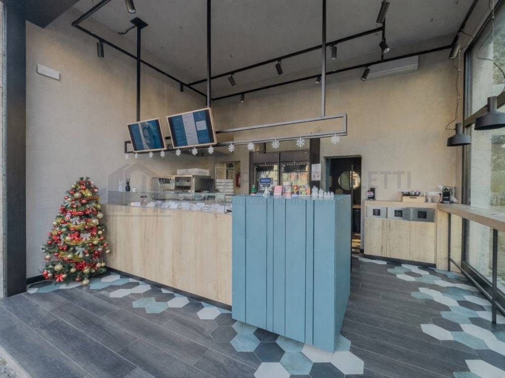 negozio in vendita a Padova in zona Santa Croce