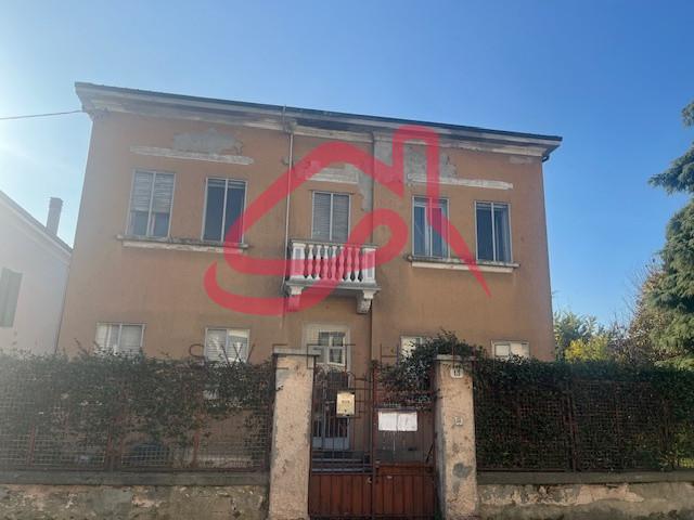 casa indipendente in vendita a Padova in zona Arcella