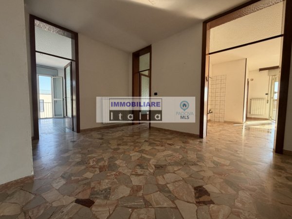 appartamento in vendita a Padova in zona San Lazzaro