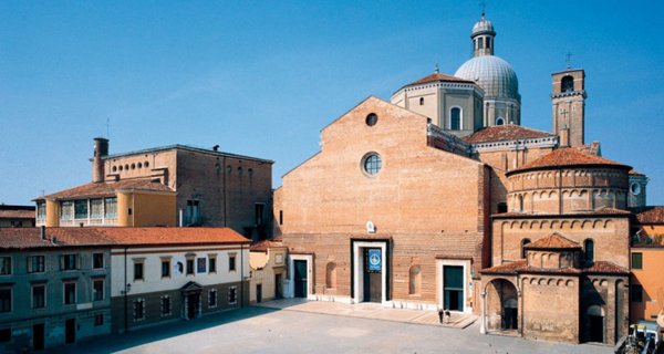 negozio in vendita a Padova in zona Centro Storico