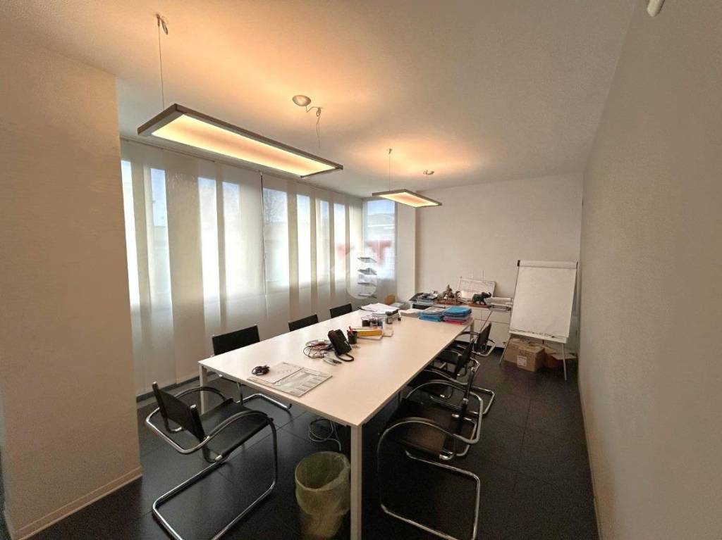 ufficio in vendita a Padova in zona Forcellini / Terranegra