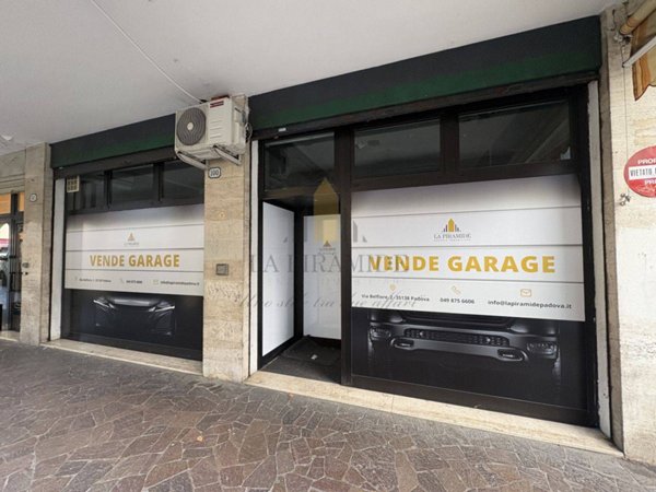 negozio in vendita a Padova in zona Centro Storico