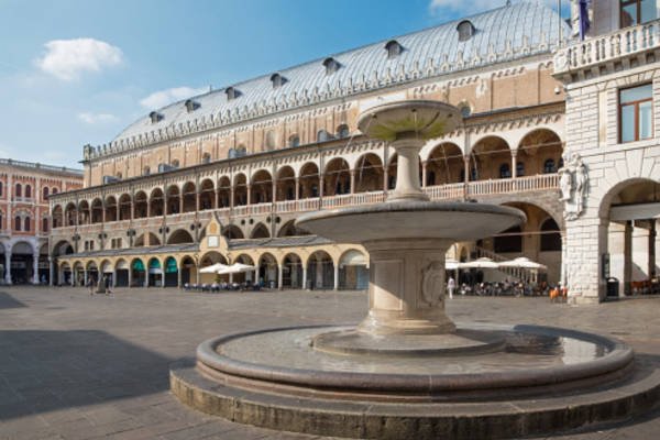 appartamento in vendita a Padova in zona Centro Storico