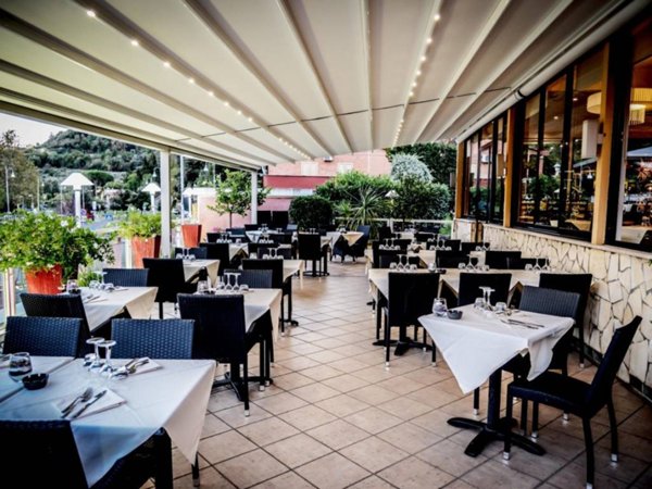 negozio in vendita a Padova in zona Savonarola