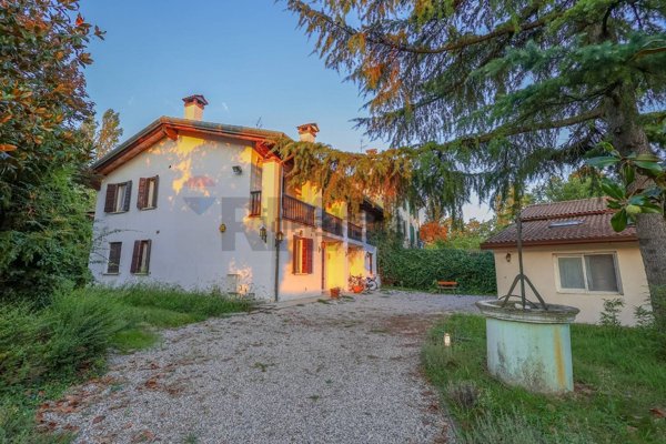 casa indipendente in vendita a Padova in zona Mortise
