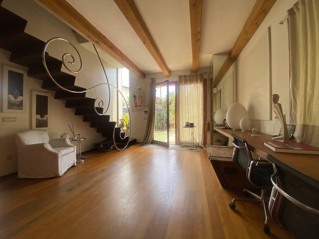 casa indipendente in vendita a Padova in zona Sant'Osvaldo / Santa Rita