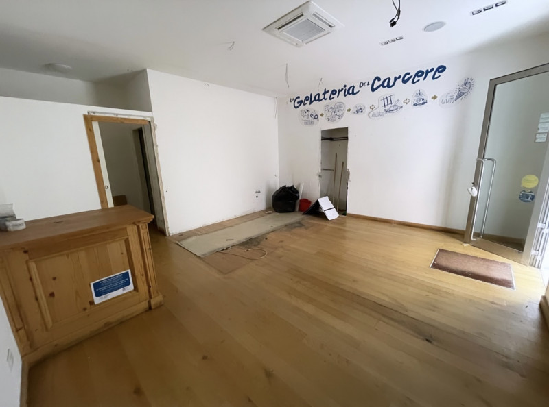 negozio in vendita a Padova in zona Centro Storico