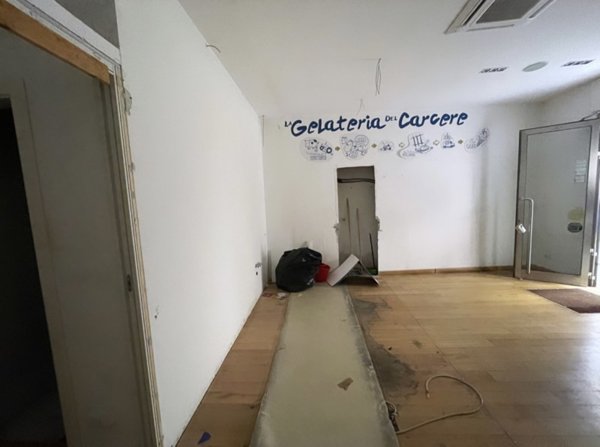 negozio in vendita a Padova in zona Centro Storico