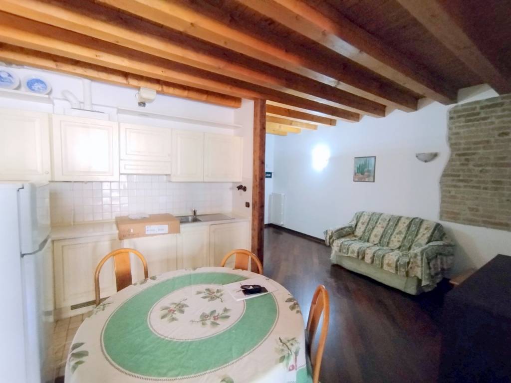 appartamento in vendita a Padova in zona Centro Storico