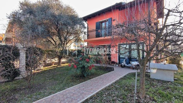 casa indipendente in vendita a Padova in zona Montà