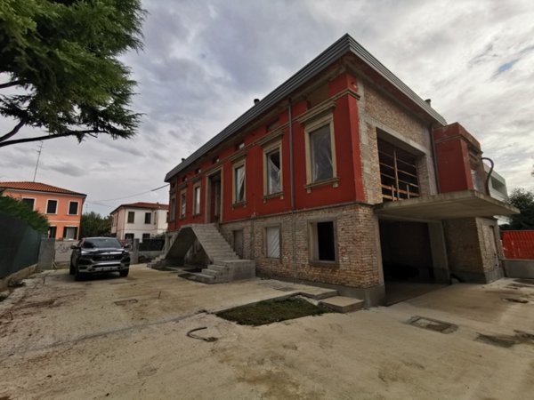 casa indipendente in vendita a Padova