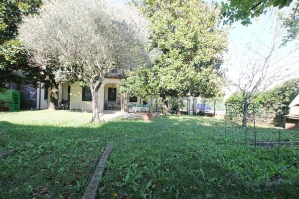 casa indipendente in vendita a Padova