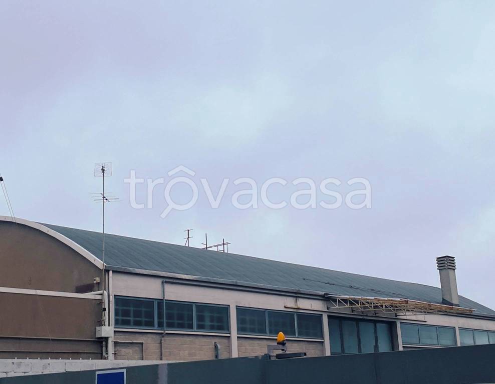 locale commerciale in vendita a Padova in zona Pio X