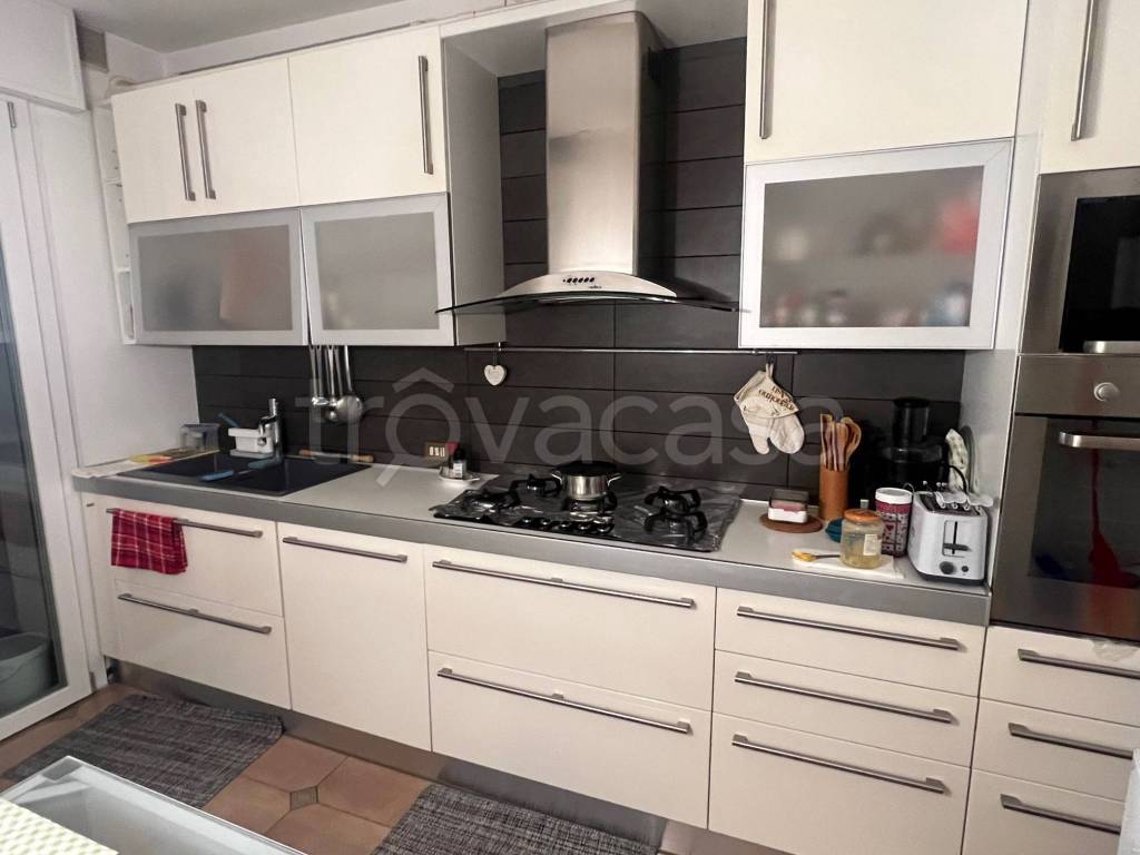 appartamento in vendita a Padova in zona Altichiero