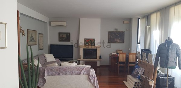 casa indipendente in vendita a Padova in zona Madonna Pellegrina