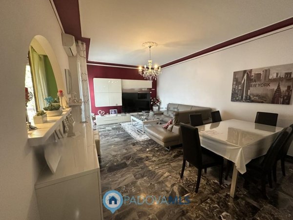 appartamento in vendita a Padova in zona San Lazzaro