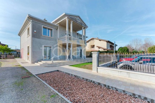 casa indipendente in vendita a Padova