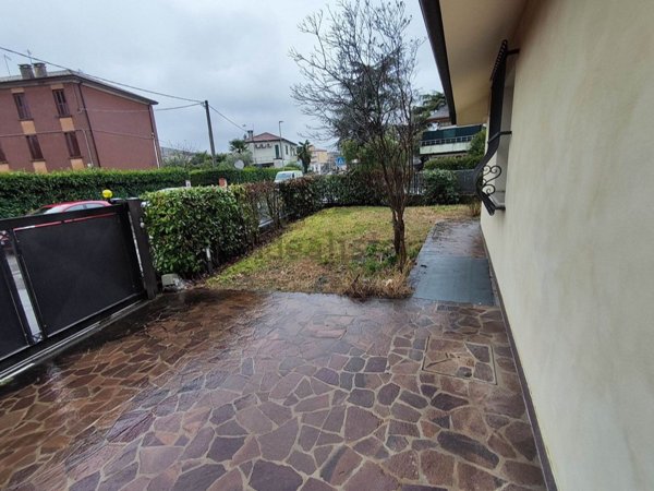 casa indipendente in vendita a Padova in zona San Carlo