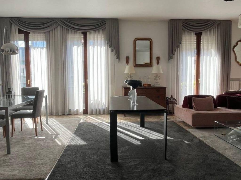 appartamento in vendita a Padova in zona Savonarola