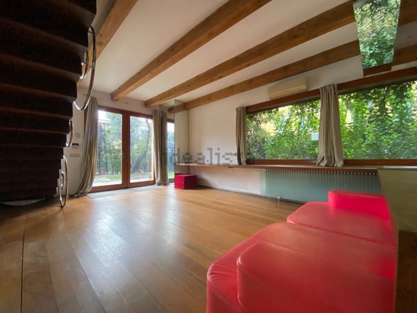 casa indipendente in vendita a Padova in zona Sant'Osvaldo / Santa Rita